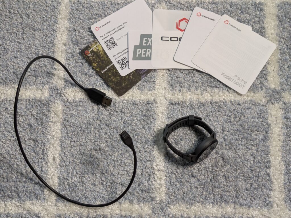 COROS PACE 3長期レビュー 1年使って分かった軽量高コスパランニングウォッチ 7 COROS PACE 3の内容物