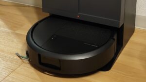 最高の結婚記念日ギフトだった。「Roomba Plus 415 Combo」で2DKの部屋をきれいにする